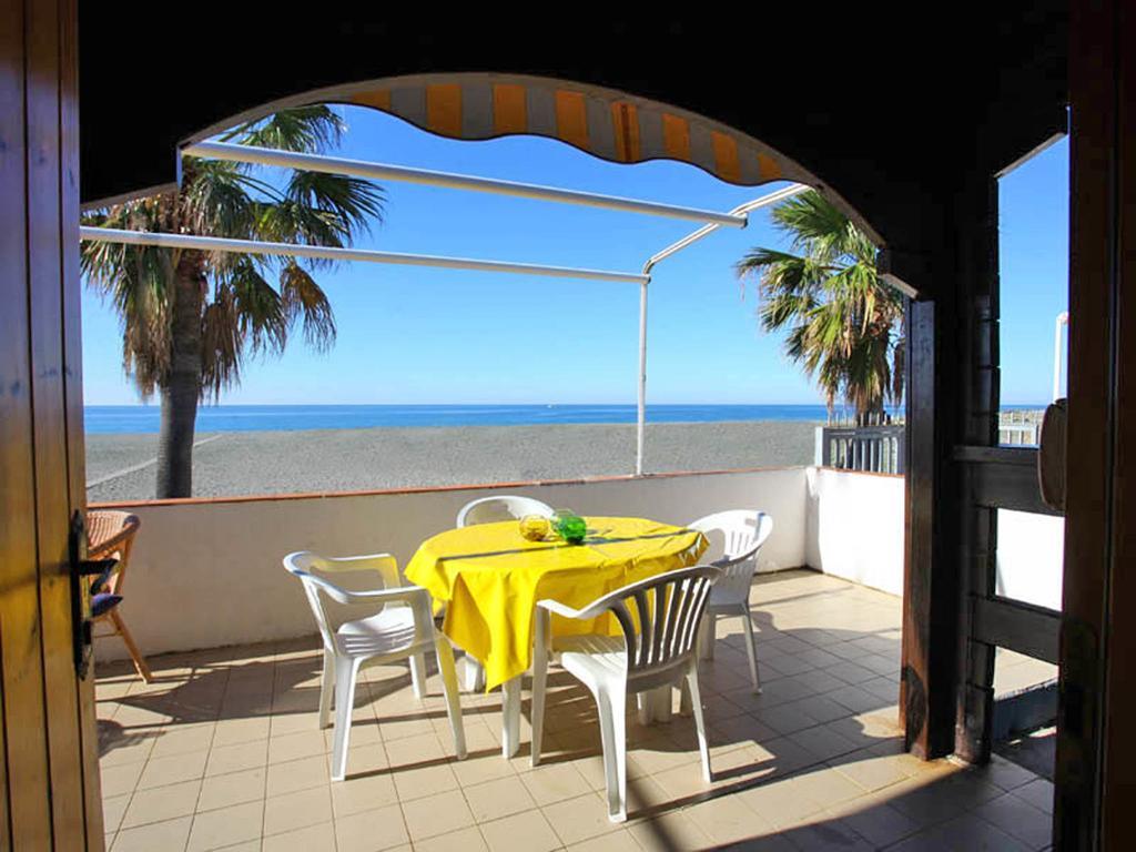 Villaggio La Bussola Paola Εξωτερικό φωτογραφία